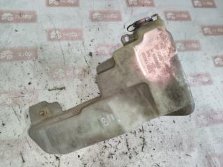 Бачок омывателя Audi 80 1986 Б/У Бачок омывателя Audi 80 1986