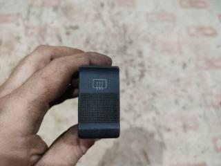 Кнопка обогрева заднего стекла Audi 80 1986