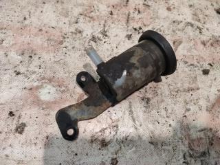 Бачок сцепления Toyota Avensis 1999