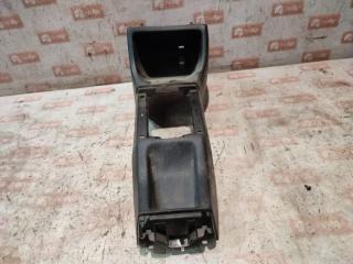 Консоль между сидений Volkswagen Golf 1993