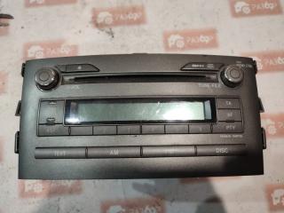 Магнитола Toyota Auris 2008