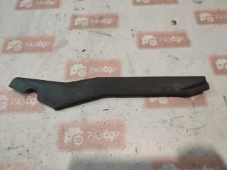 Накладка крышки багажника левая Audi 100 1991