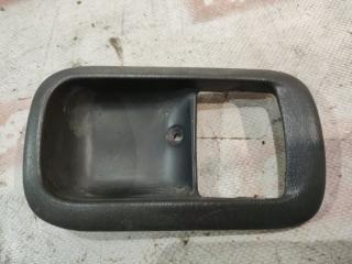 Запчасть накладка двери задняя правая Toyota RAV4 1994-1997
