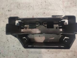 Фото запчасти кронштейн Volkswagen Touareg 2006 Б/У запчасть Запчасть кронштейн Volkswagen Touareg 2006
