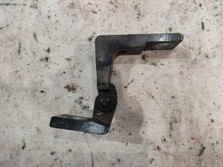 Запчасть петля двери верхняя передняя правая Volkswagen Touareg 2006