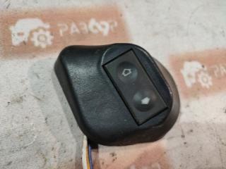 Запчасть кнопка стеклоподъемника передняя правая Audi 100 1992