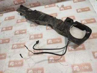 Крышка динамика передняя правая Audi 100 1992