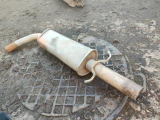 Резонатор Volkswagen Golf 2003