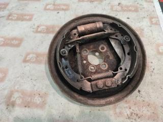 Диск опорный задний правый Volkswagen Golf 1993