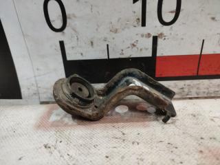 Кронштейн радиатора передний правый Toyota RAV4 2011