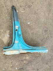 Стойка кузова центральная правая Toyota Avensis 1998