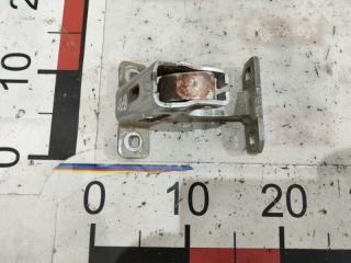 Запчасть петля крышки багажника задняя правая Dacia Logan 2008