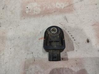 Запчасть датчик удара Toyota RAV4 2011