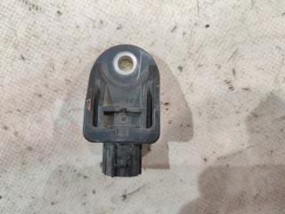 Запчасть датчик удара Toyota RAV4 2011