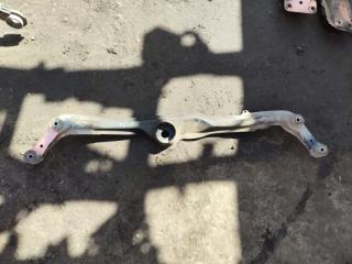 Балка подвески передняя Volkswagen Golf 1993