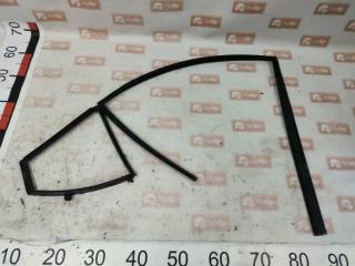 Уплотнительная резинка боковой двери задняя левая Hyundai Elantra 2019