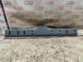 Накладка крышки багажника задняя левая Renault Scenic 1997