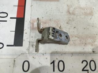 Запчасть петля двери нижняя задняя правая Toyota Highlander 2002