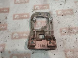 Кронштейн компрессора Toyota Highlander 2002