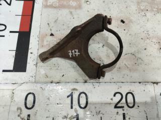 Кронштейн привода Ford Focus 2012 Б/У Кронштейн привода Ford Focus 2012