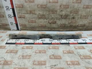 Рамка радиатора Toyota Highlander 2002