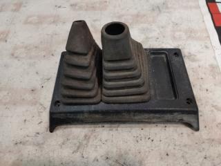 Кожух ручки кпп Hyundai Galloper 1998 Б/У Кожух ручки кпп Hyundai Galloper 1998