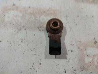 Фото запчасти датчик детонации Peugeot Partner Tepee 2009 Б/У запчасть Запчасть датчик детонации Peugeot Partner Tepee 2009