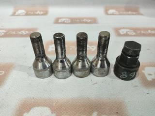 Болт колесный Peugeot 308 2010