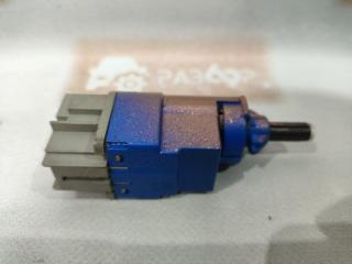 Запчасть датчик Renault Duster 2013