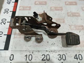 Педаль тормоза Renault Fluence 2012 Б/У Педаль тормоза Renault Fluence 2012