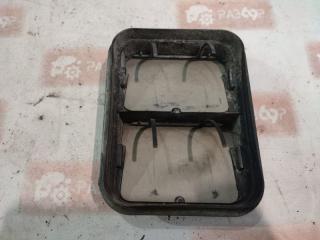 Клапан вентиляции задний левый Nissan Tiida 2010