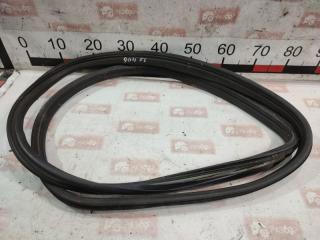 Уплотнительная резинка боковой двери передняя левая Skoda Octavia 2001