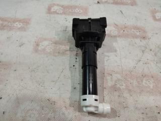 Форсунка омывателя фар левая Toyota RAV4