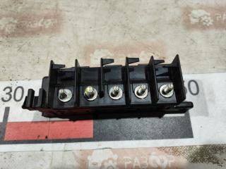 Запчасть блок предохранителей Skoda Octavia 2001