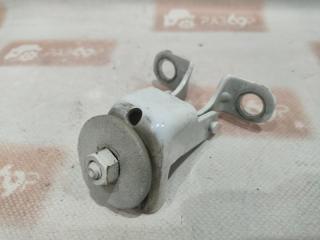 Запчасть петля крышки багажника задняя левая Peugeot 308 2010