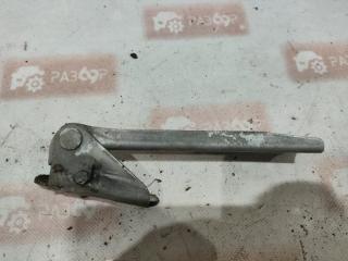 Петля капота передняя правая Mitsubishi Carisma 1997