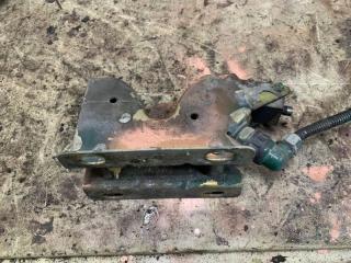 Замок кабины задний MAN 14.192 1988