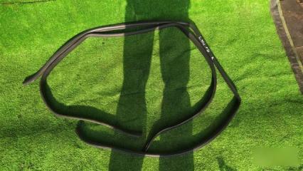 Запчасть уплотнение двери заднее LAND ROVER FREELANDER 2004