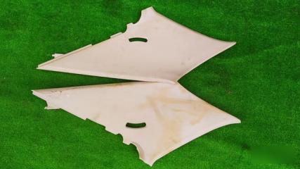 Запчасть обшивка стойки кузова задняя MAZDA CAPELLA 2001