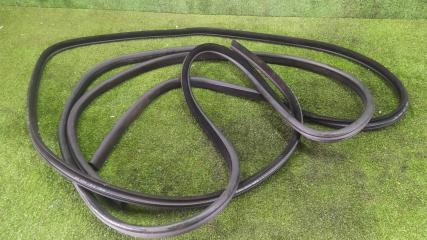 Запчасть уплотнение двери пара переднее LAND ROVER RANGE ROVER 2004