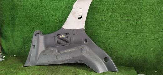 Фото запчасти обшивка багажника пара! MERCEDES ML270 контрактная запчасть Запчасть обшивка багажника пара! MERCEDES ML270