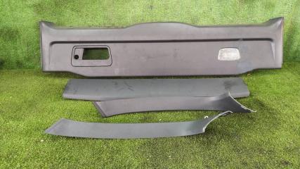 Фото запчасти обшивка двери багажника VOLVO XC90 2009 контрактная запчасть Запчасть обшивка двери багажника VOLVO XC90 2009