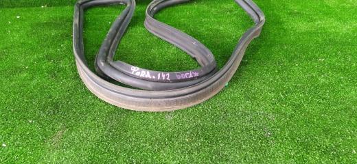 Запчасть уплотнение багажника Ford Focus 2012