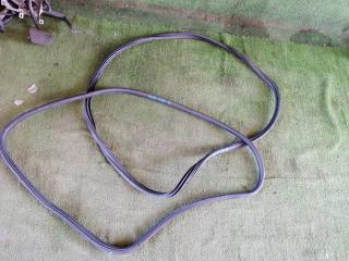 Запчасть уплотнение двери заднее Citroen DS4 2012