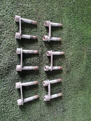 Запчасть болты привода комплектом! задние Audi Q7 2010