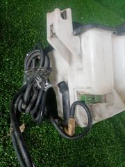 Запчасть бачок омывателя LINCOLN NAVIGATOR 2000