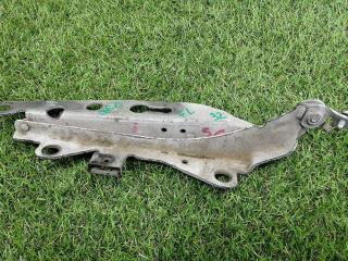 Петля капота левая VOLVO S60