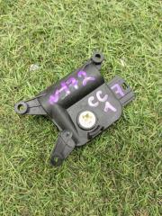 Фото запчасти сервопривод заслонки печки VOLKSWAGEN PASSAT CC 2015 контрактная запчасть Запчасть сервопривод заслонки печки VOLKSWAGEN PASSAT CC 2015