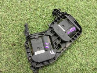 Фото запчасти сервопривод заслонки печки Audi A1 2011 контрактная запчасть Запчасть сервопривод заслонки печки Audi A1 2011