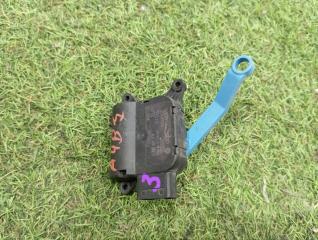 Фото запчасти сервопривод заслонки печки Audi контрактная запчасть Запчасть сервопривод заслонки печки Audi